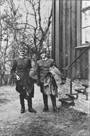 Ved bispegården L2268 WEB.jpg