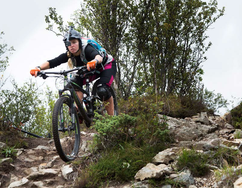 Maria Aasheim deltar i forskningsprosjektet til Audun Hetland. Foto: Stig Br&oslash;ndbo