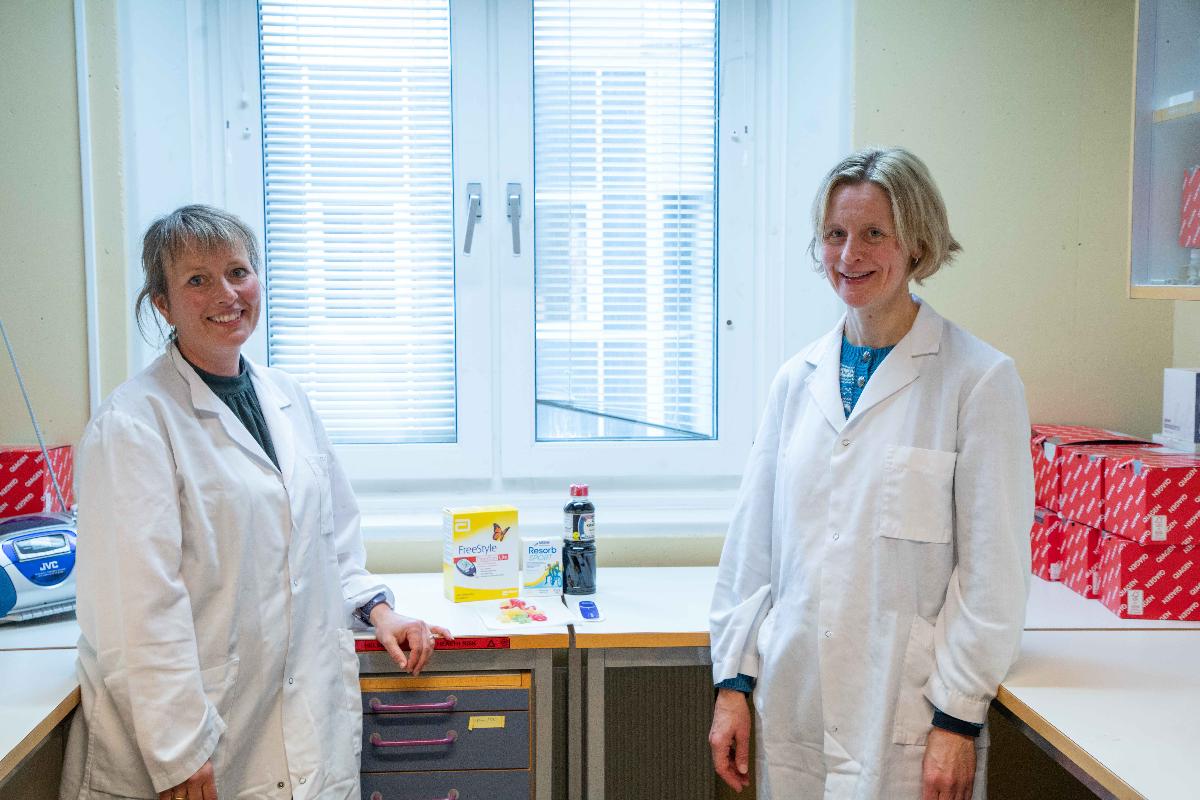 Forskerne ved UiT s&oslash;ker frivillige menn som kan teste et smartplaster. 