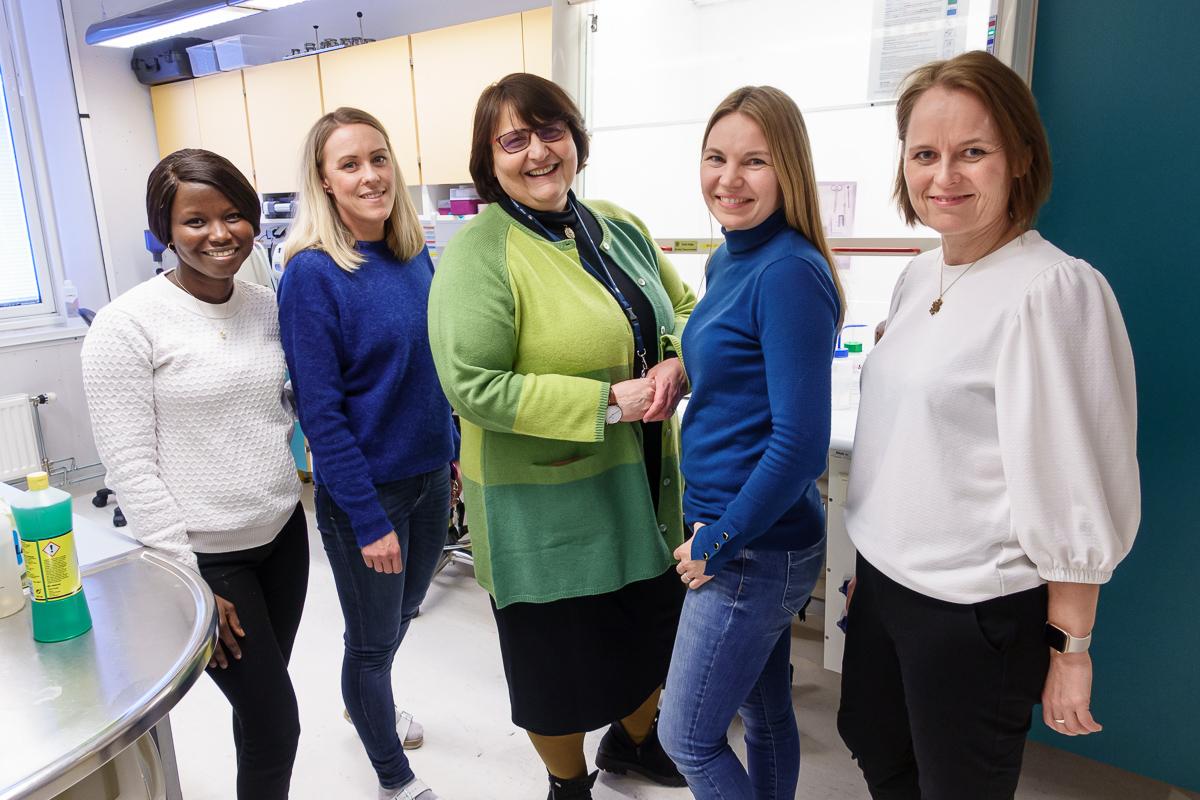 Gruppebilder av kvinner