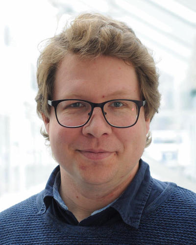 Eivind Helland marienborg UiB.jpg Eivind Helland Marienborg i profil