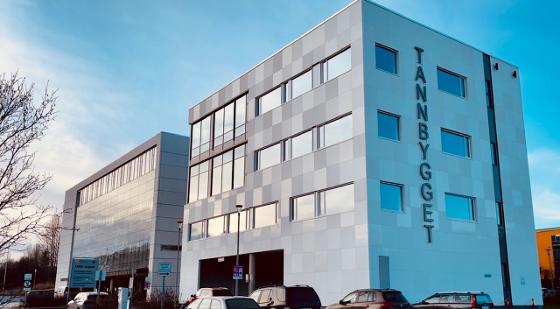 Illustrasjonsbilde for Avslutning for Bachelor i tannpleie kull 2023 og Master i odontologi kull 2021