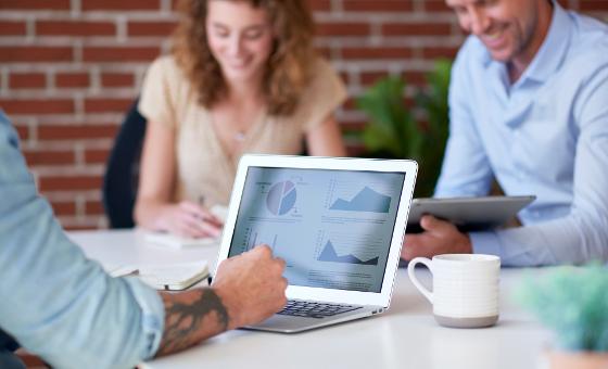 Illustrasjonsbilde Gjennomføring av brukerundersøkelser i kommunale helse- og omsorgtjenester for barn, unge og deres familier i Nord-Norge