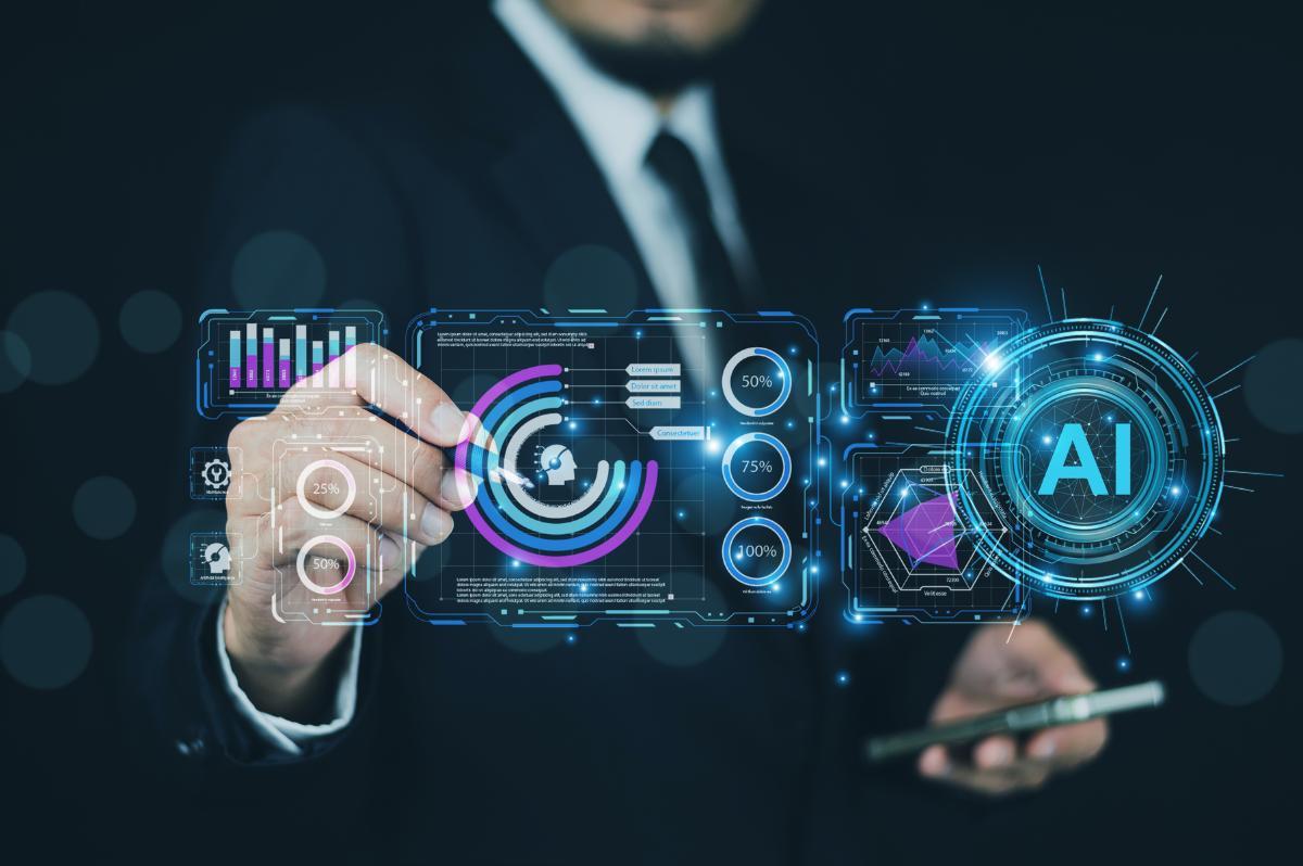 Et illustrasjonsbilde av en mann som bruker kunstig intelligens