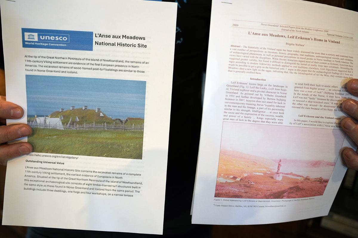 Articles.jpg To artikler skrevet ut på papir