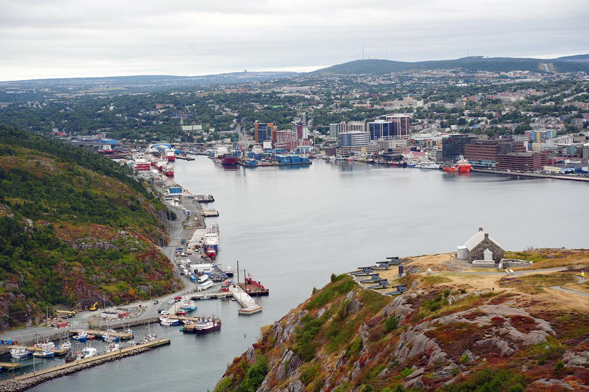 The harbor is safely sheltered from the ocean behind The Narrows. 