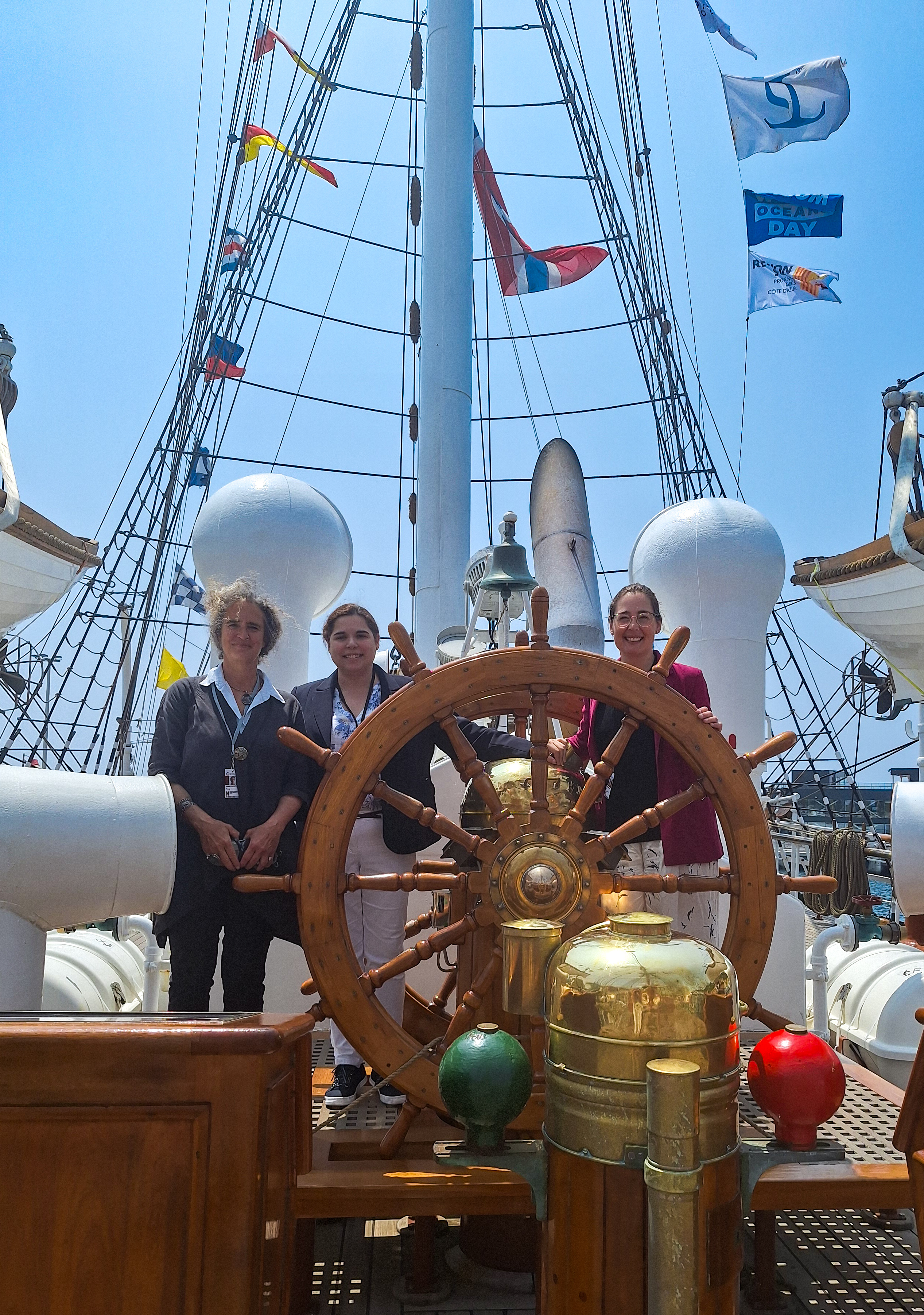 Maria Madalena das Neves and Eva R. van der Marel on a boat in Nice