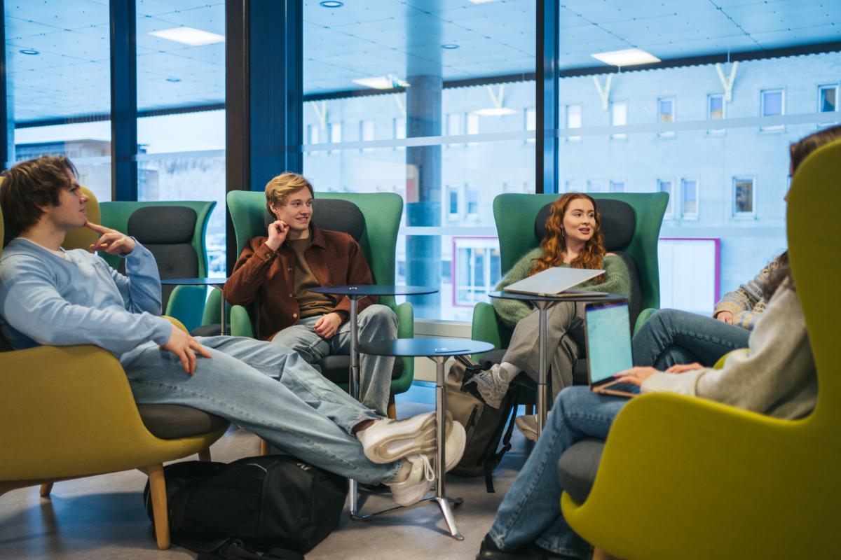 Studenter-illustrasjonsbilde Jensen Media