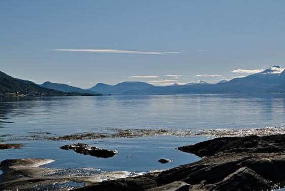 Illustrasjonsbilde for Walking Together, Learning to Hear and See